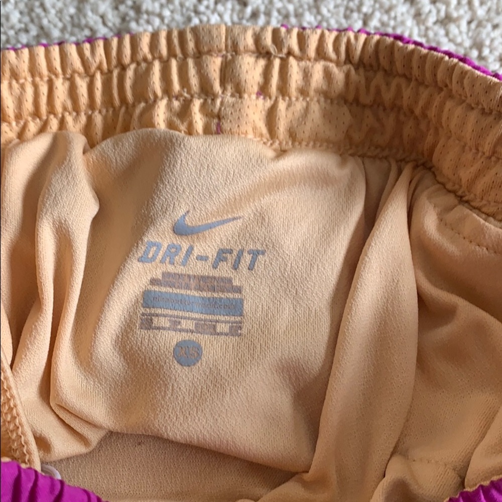 Shorts - Picture 3 of 3